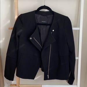 Aritzia Babaton Blazer (Size 2)